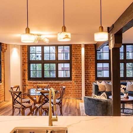 Johnston Apartments - Award-Winning Building, Your Unforgettable Stay ワンガヌイ エクステリア 写真