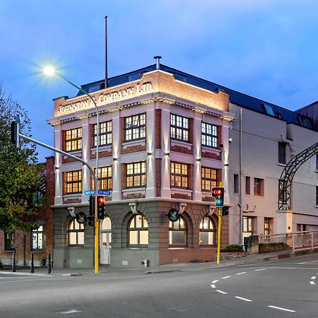 Johnston Apartments - Award-Winning Building, Your Unforgettable Stay ワンガヌイ エクステリア 写真