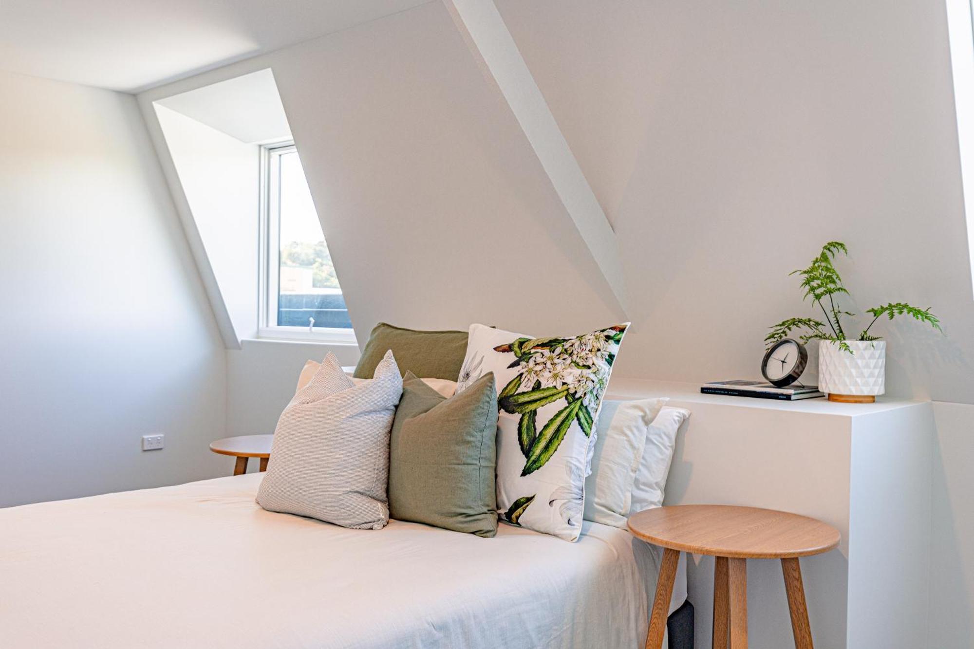 Johnston Apartments - Award-Winning Building, Your Unforgettable Stay ワンガヌイ エクステリア 写真