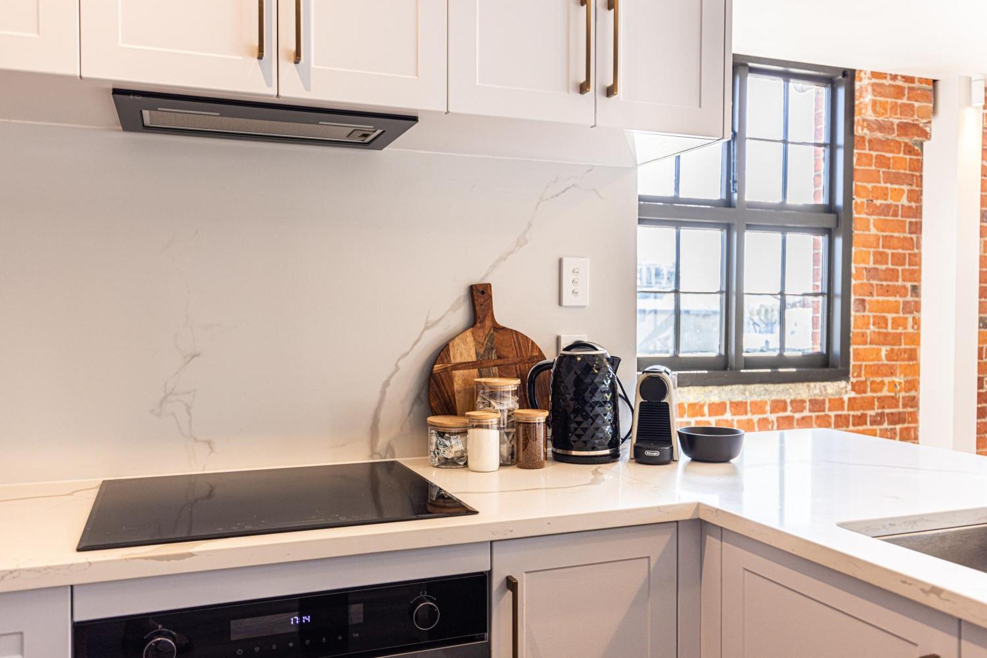 Johnston Apartments - Award-Winning Building, Your Unforgettable Stay ワンガヌイ エクステリア 写真