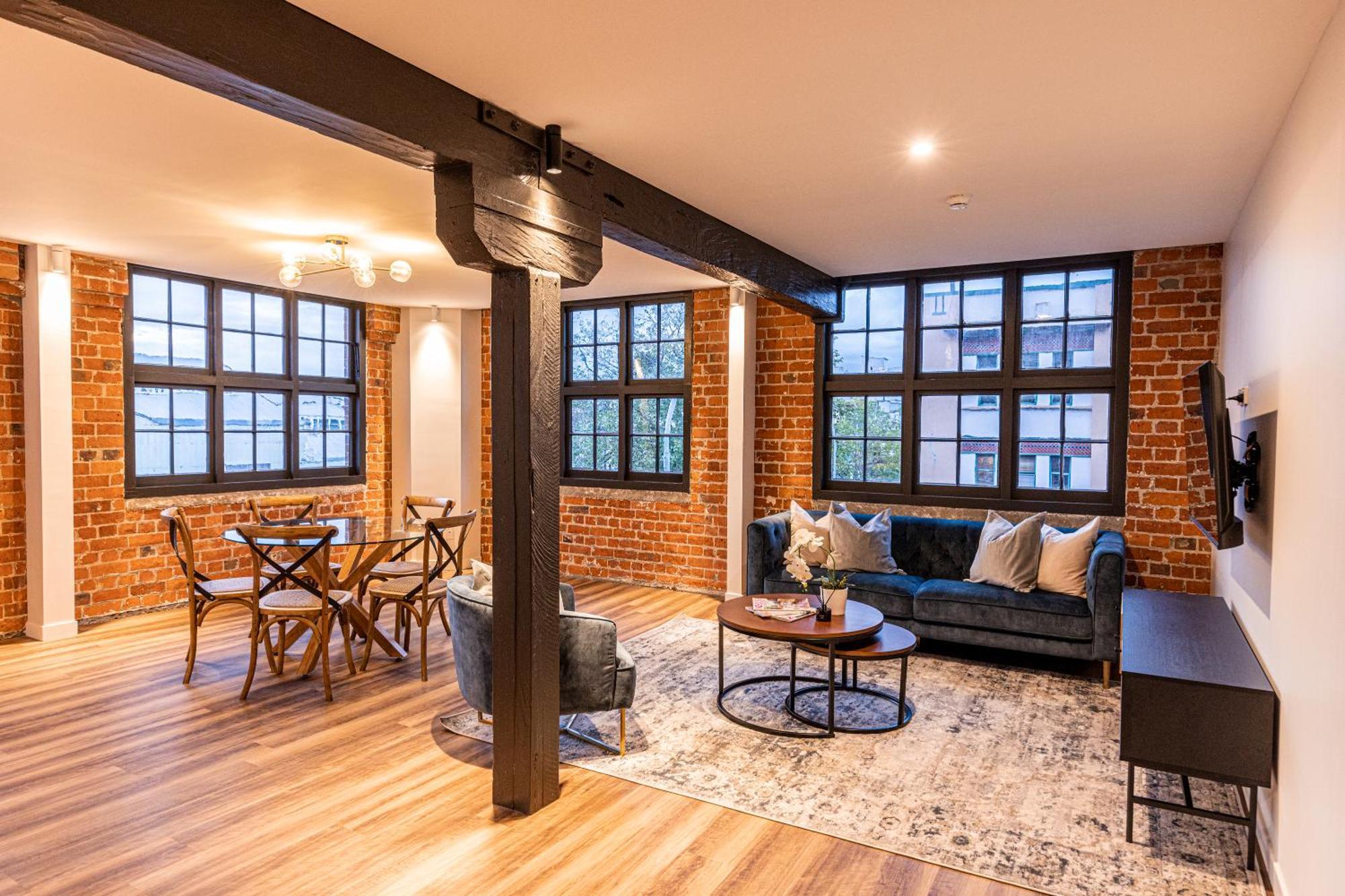 Johnston Apartments - Award-Winning Building, Your Unforgettable Stay ワンガヌイ エクステリア 写真